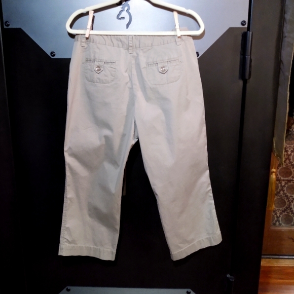 Rafaella Tan Khaki Capri Pants - Picture 2 of 3